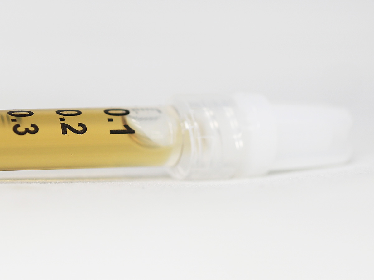 1ml delta 9 raw distillate syringe.jpg 1ml delta 9 raw distillate syringe.jpg