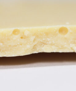AAA HOUSE CRUMBLE MAC 1 CLOSE UP.jpg