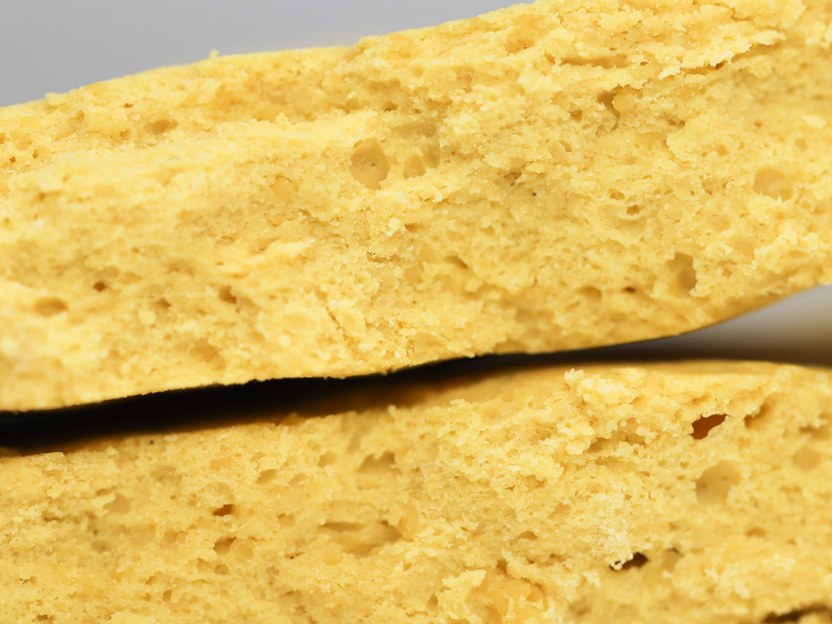 BLUE FIN TUNA CRUMBLE CLOSE UP.jpg BLUE FIN TUNA CRUMBLE CLOSE UP.jpg