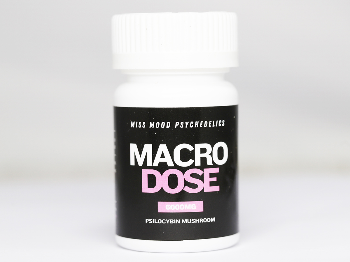 MISS MOOD MACRO DOSE 6000MG.jpg MISS MOOD MACRO DOSE 6000MG.jpg