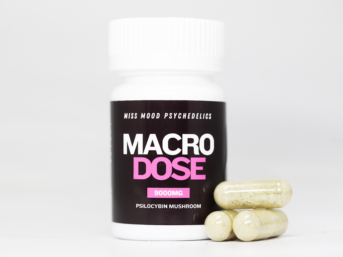 MISS MOOD MACRODOSE 9000MG.jpg MISS MOOD MACRODOSE 9000MG.jpg