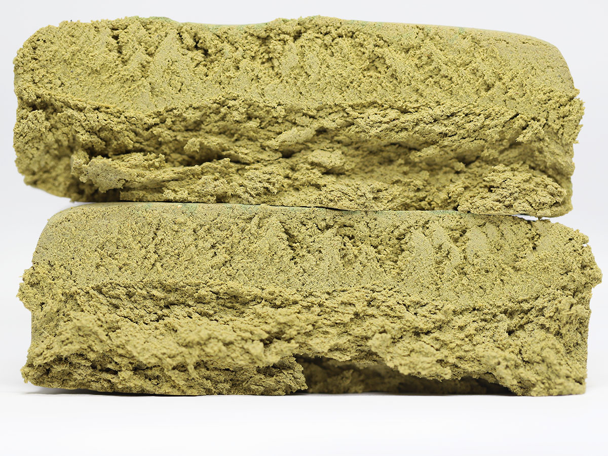 amsterdam bulldog import bubble hash.jpg amsterdam bulldog import bubble hash.jpg